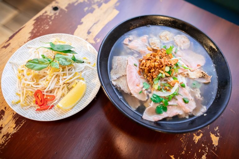 Flemington night 115 copy 768x512