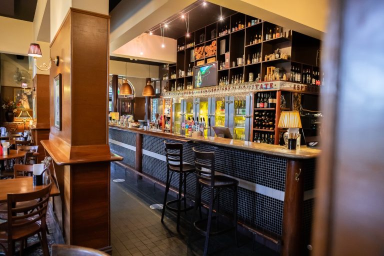 doutta galla hotel flemington 30 768x512