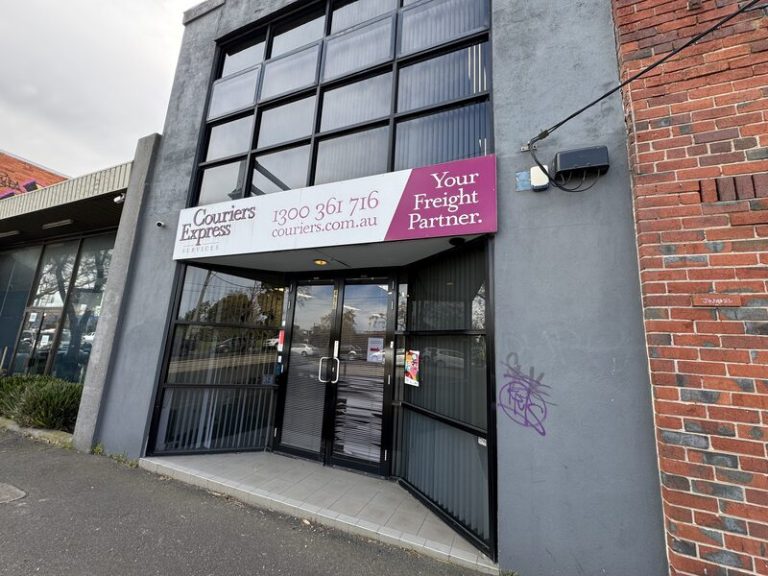 Couriers Express Services Flemington