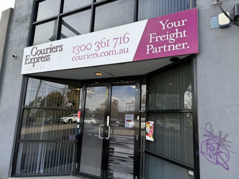 Couriers Express Services Flemington